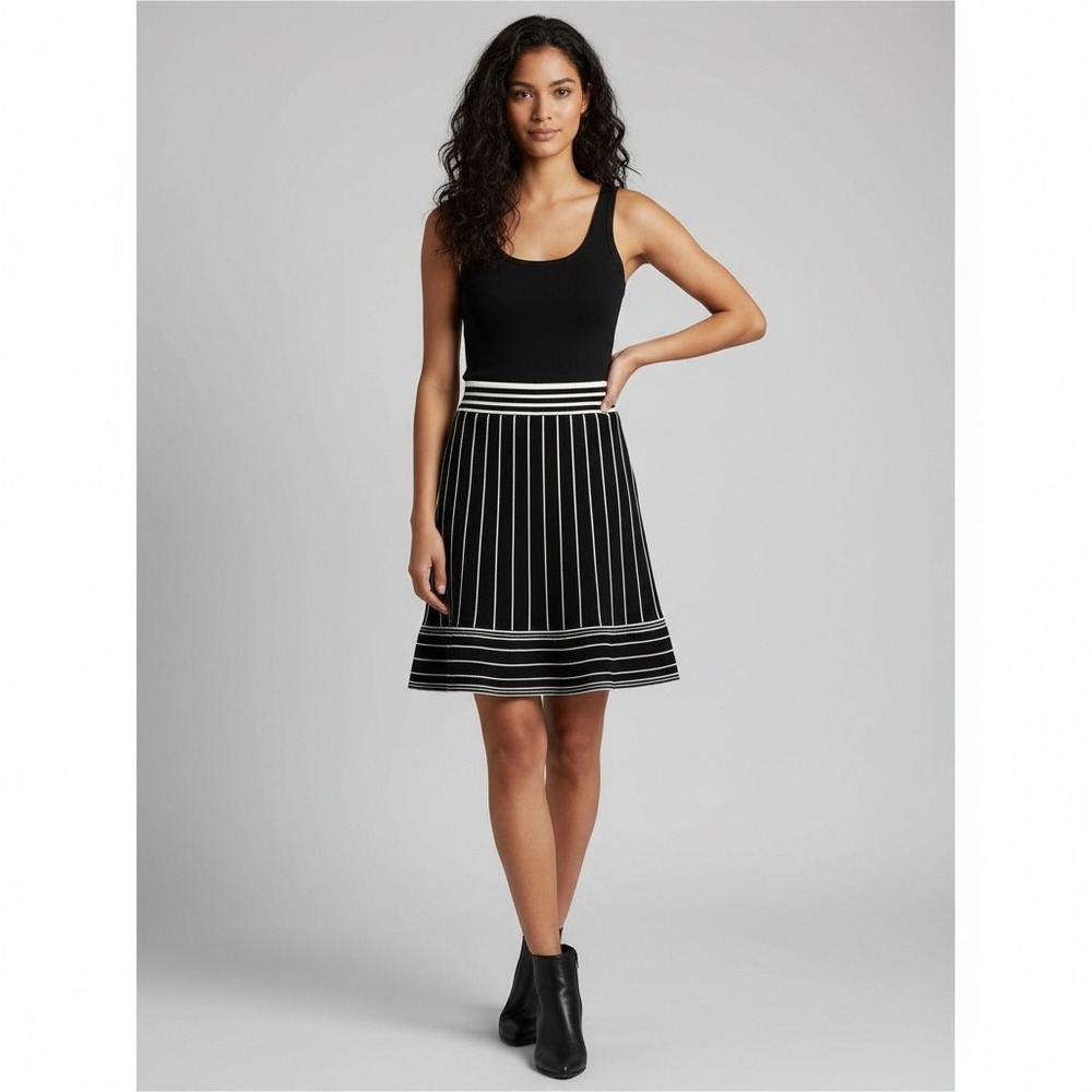Ann Taylor Black White Stripe Knit A-Line Midi Skirt XS Old Money Retro‎